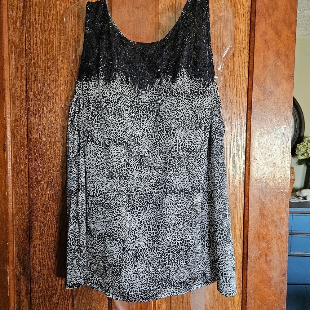 Dana Buchman Sleeveless Black Leopard Lace Blouse – Size L‎ Animal Print